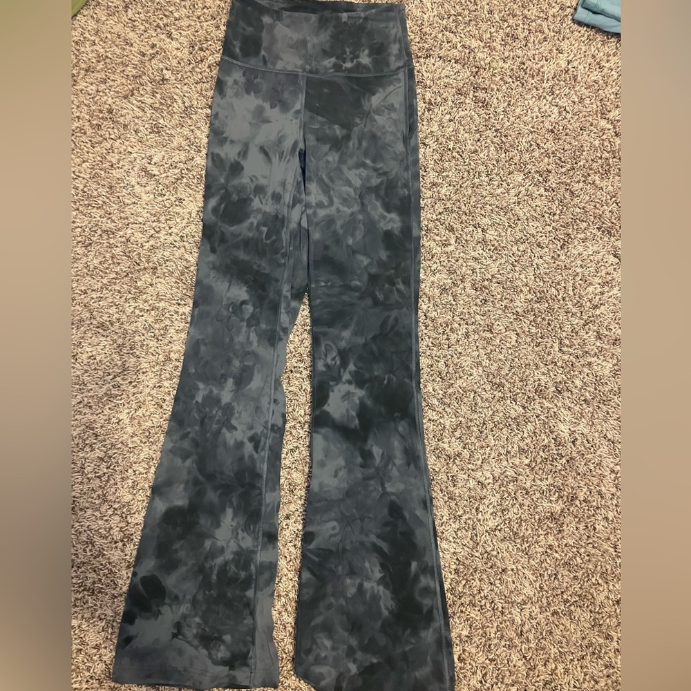 Lululemon flares
